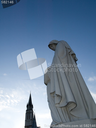 Image of Virgin Mary statue in Lourdes