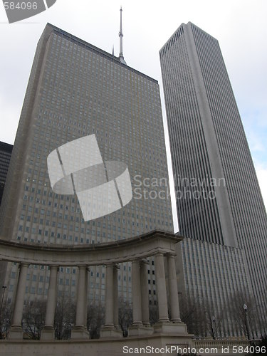 Image of Wrigley Square and Aon Center