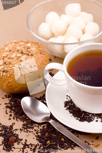 Image of tea, mozzarella and bread