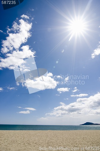 Image of Sun shining on the beach