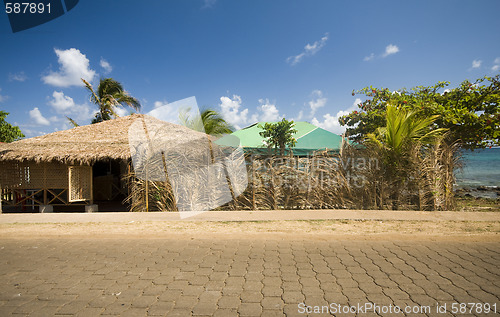 Image of thatched roof buiilding corn island nicaragua