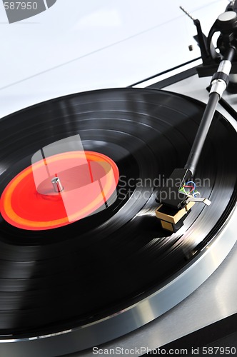 Image of Record on turntable