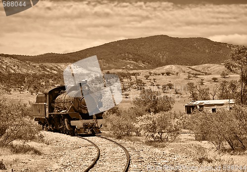 Image of steam train coming around the corner