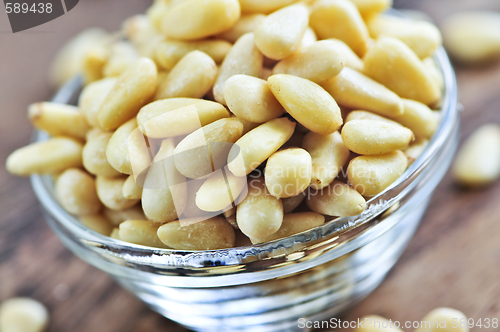 Image of Pine nuts in glass bowl