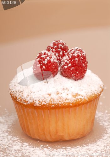 Image of Cupcake with raspberry