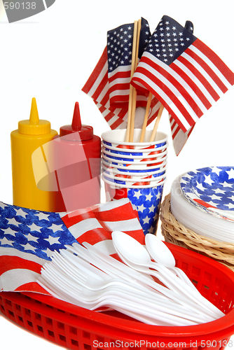 Image of Table setting for a 4th of July picnic