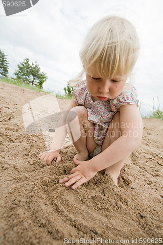 Image of lines on sand