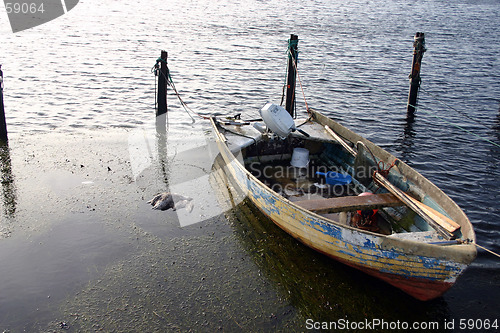 Image of boat in harbour