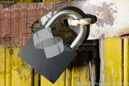 Image of metallic padlock