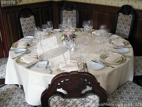 Image of Table for eight