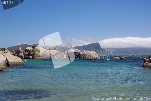 Image of boulders on the beach