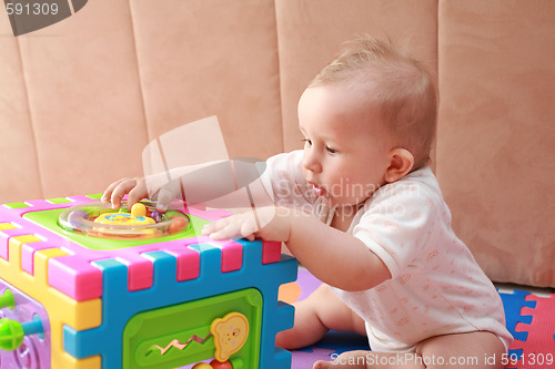 Image of Baby playing 