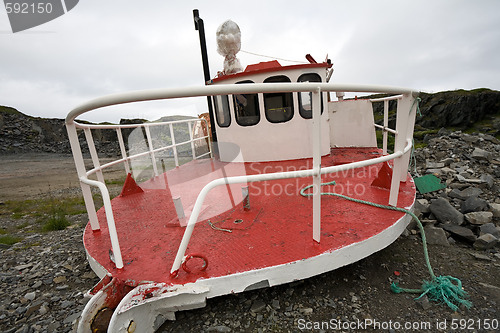 Image of Broken ship