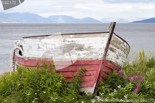 Image of beached boat