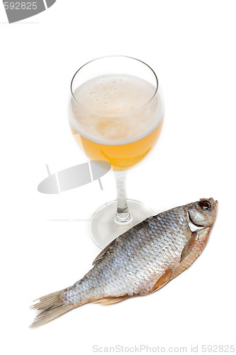 Image of Goblet beer and dried fish