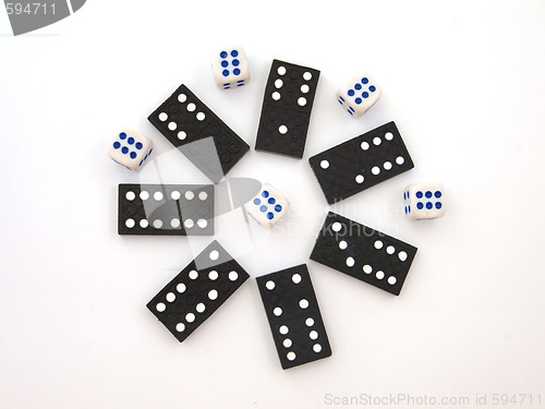 Image of Dominos and dice.