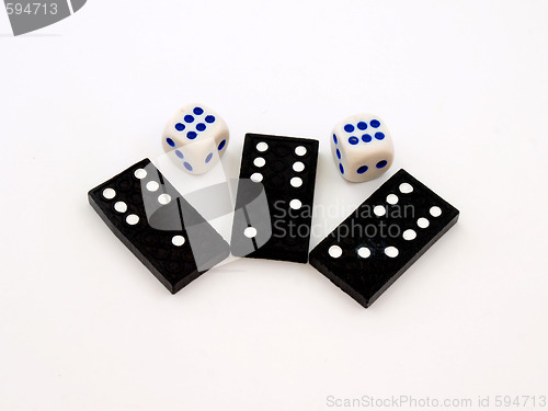 Image of Dominos and dice.