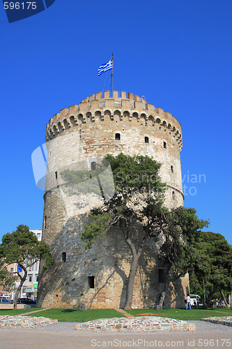 Image of white tower in Thessaloniki