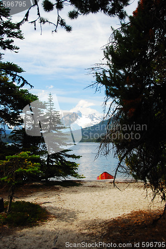Image of mountain lake