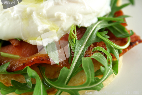 Image of Poached Egg Pesto 4