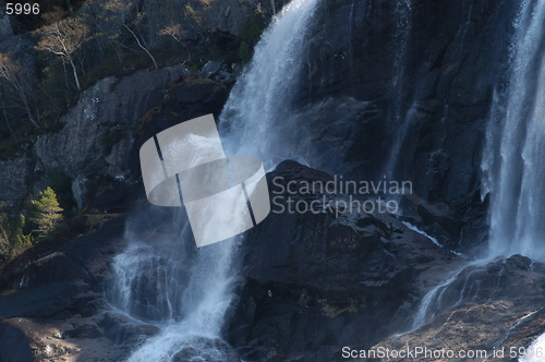 Image of Norwegian waterfall_3_24.04.2005