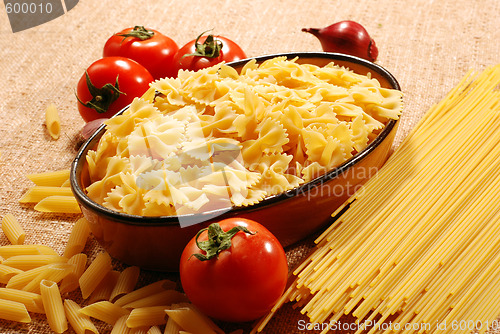 Image of assorted pasta 