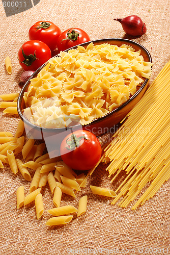 Image of assorted pasta 