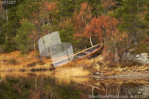 Image of boat in fall