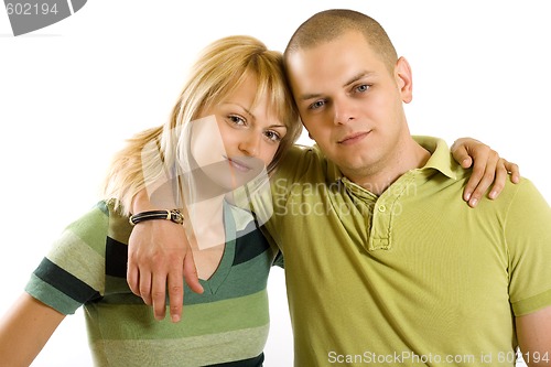 Image of man giving a present to his girlfriend