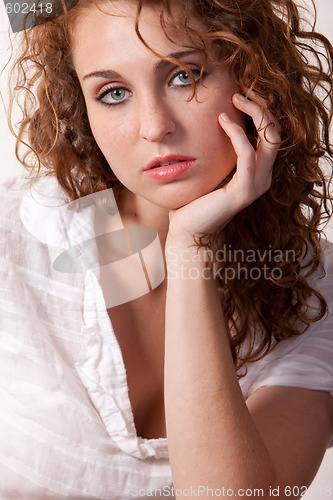 Image of Woman with curly hair