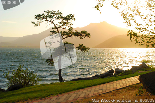 Image of beauty lake