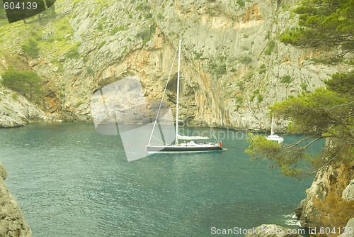 Image of lonley bay