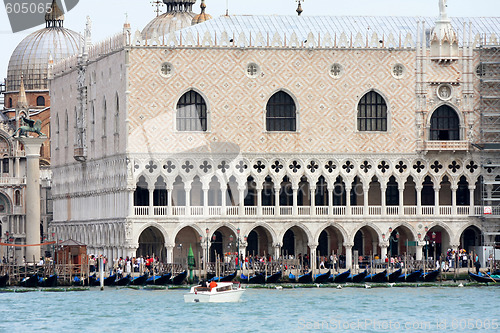 Image of Doge's Palace in Venice, Italy