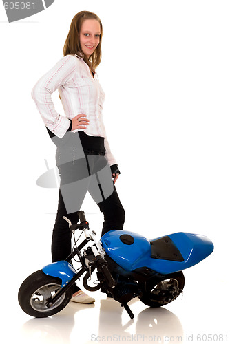 Image of Youngster with her pocketbike