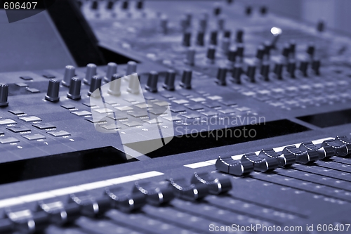 Image of Mixing Console