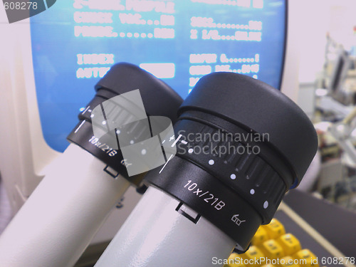 Image of Stereomicroscope eyepieces