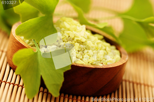 Image of bath salt with ginko