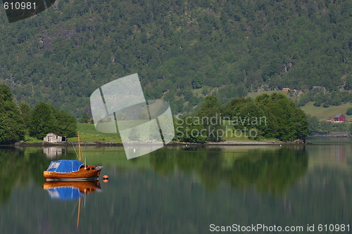 Image of Wodden boat