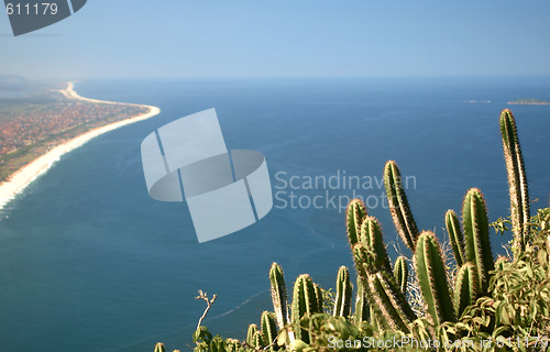 Image of Itaipuaçu beach view of the Mourao Mountain top