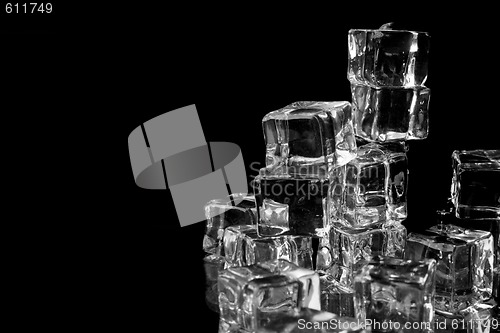 Image of stack of ice cubes 