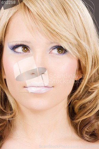 Image of teenage girl