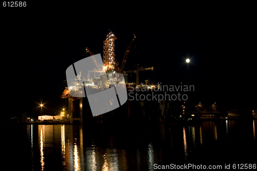 Image of Floating rig for repairs