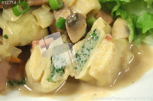 Image of Chicken And Spinach Tortellini