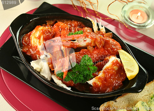 Image of Cracked Crab In Tomato Sauce
