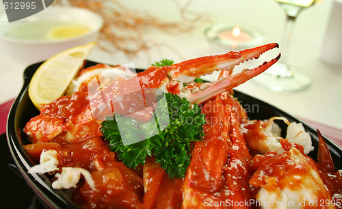 Image of Cracked Crab In Tomato Sauce
