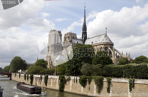 Image of exterior of the apse notre dame cathedral paris france