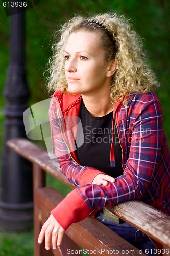 Image of sad woman 