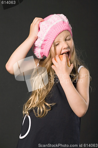 Image of little girl with apple