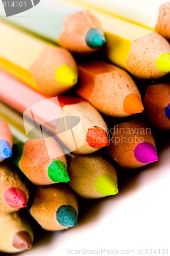 Image of color pencils