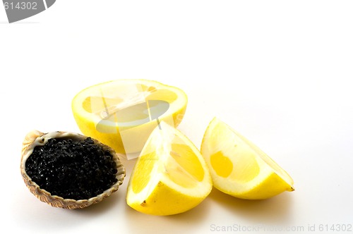 Image of Seashell and lemon